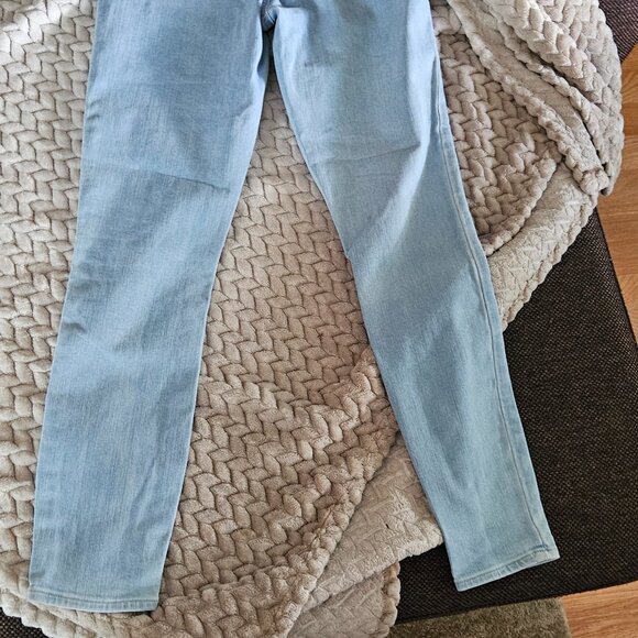 Paige Jeans - Picture 2 of 5